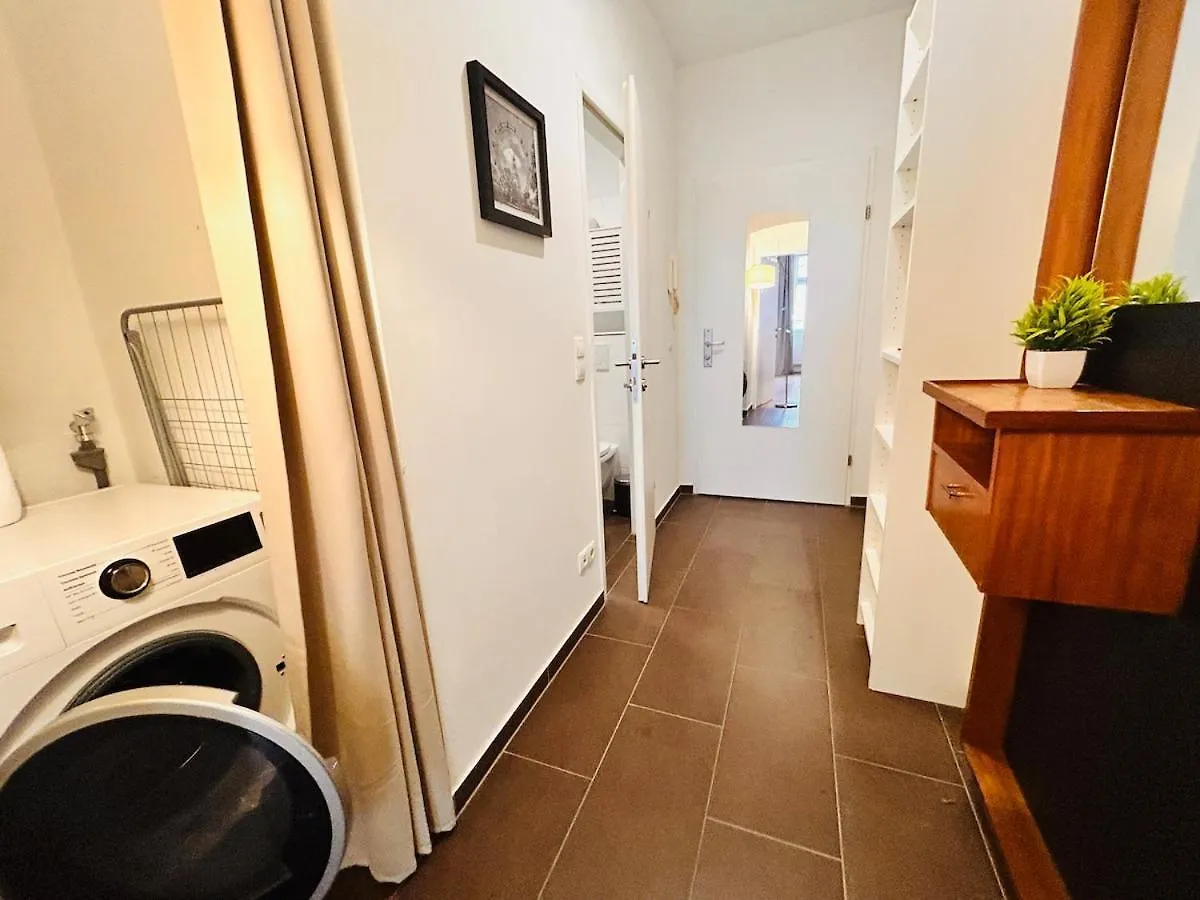 Small & Fine Apartment Near Akh Vienna 0*,
